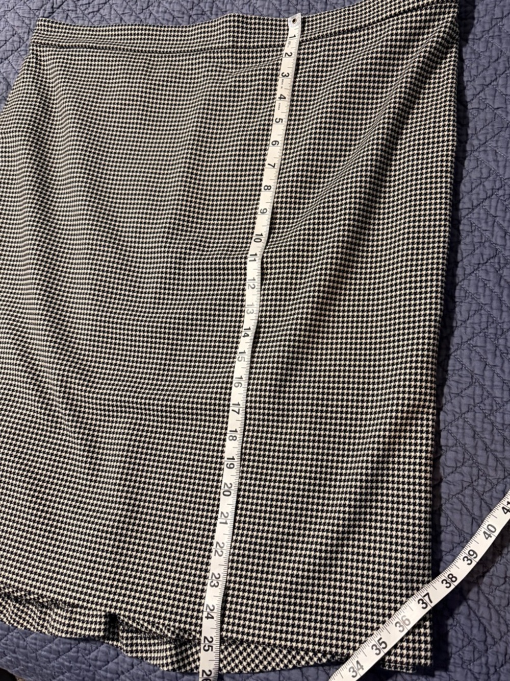 Ann Taylor Houndstooth Skirt - Size 18 - Picture 6 of 8